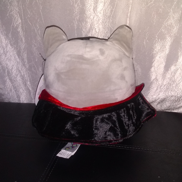 Squishmallow 8" Tally vampire cat - Picture 4 of 4